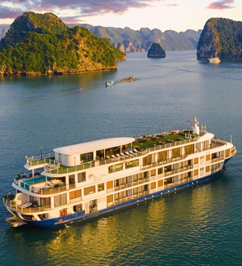 Du thuyền Mon Cheri